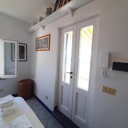 La Terrazza Di Catherine - Historic Centre Appartement Procida